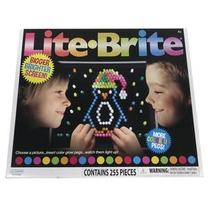 Lite-Brite Magic Screen Retro Light Up Peg Art Toy 255 Pieces 12 Templates New